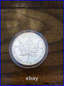 1 oz. 9999 Fine Silver Round Canadian Maple Leaf 2005 5 Dollars