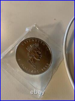 1993 $5 CANADA SILVER MAPLE LEAF Actual image of coin in original unopened pack