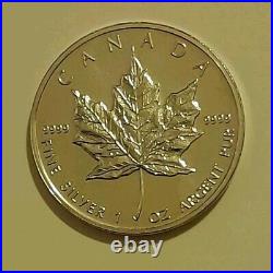 1999 Canadian $5 Maple Leaf. 9999 Fine Silver Coin BU