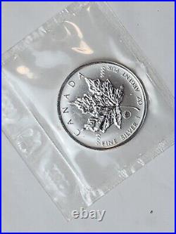 2009 Canada $5.9999 % Silver coin Maple leaf Brandenburg gate Privy Mark