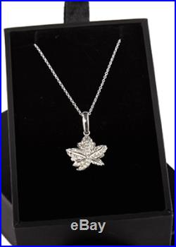 2020 Royal Canadian Maple Leaf Brooch Legacy $30 2OZ Pure Silver Proof Coin