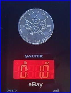 25 x 1oz 2011 Canadian Maple Leaf. 9999 purity silver bullion coins uncirculated