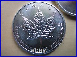 25 x Canada 1oz Silver 9999 Maples in Original Tube Dated 2011