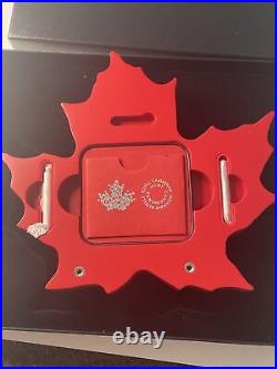 Canada $20 2015 Maple Leaf Fine Silver Coin In Maple Leaf Display Case