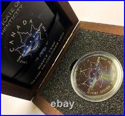 Canada Maple Leaf 1 Oz Silver 2017 Ufo Glow In The Dark 5$ Silver Coin